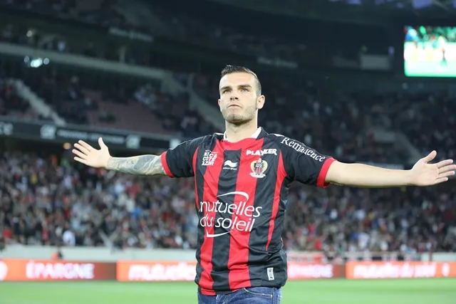 Bosetti lance un clapping