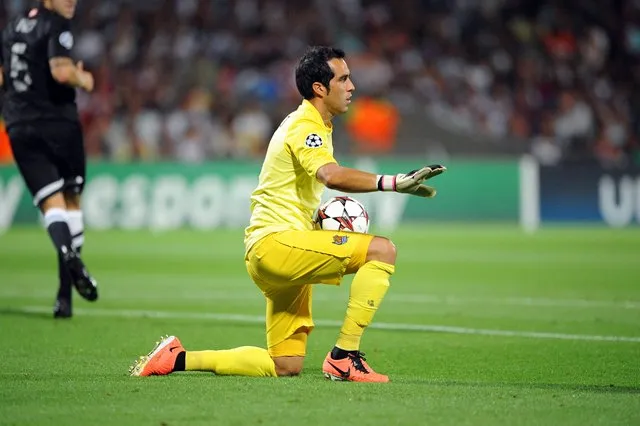 Le Barça OK avec Claudio Bravo