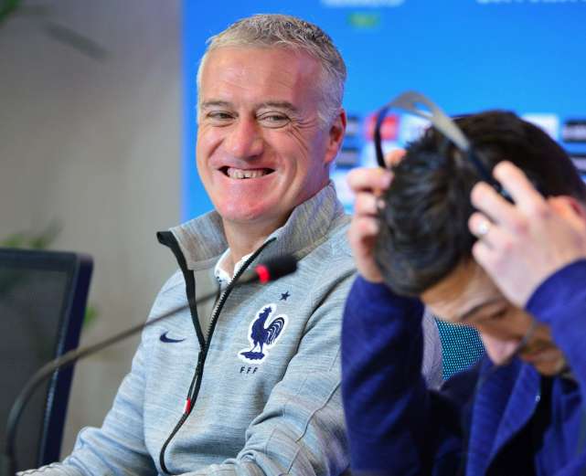 Deschamps se veut méfiant