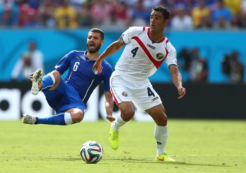 Le Costa Rica s&rsquo;offre l&rsquo;Italie et sort l&rsquo;Angleterre !