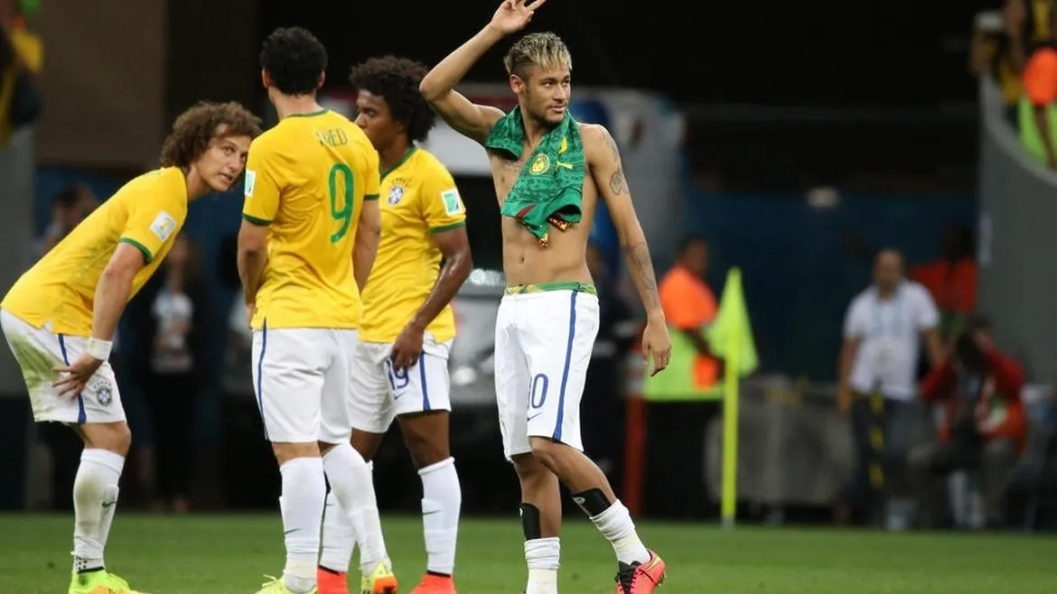 Photo : Neymar puni pour son caleçon ?
