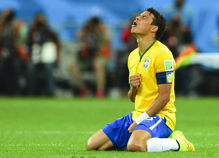 Thiago Silva tacle les Croates