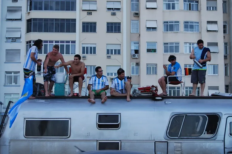 Comment les Argentins ont envahi Copacabana