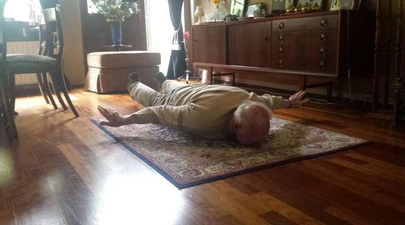 Photo : Le grand-père de Van Persie l&rsquo;imite