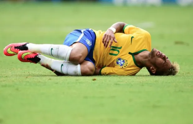 Le Brésil pleure Neymar et accuse Zuniga