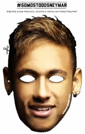 Photo : des masques de Neymar distribués