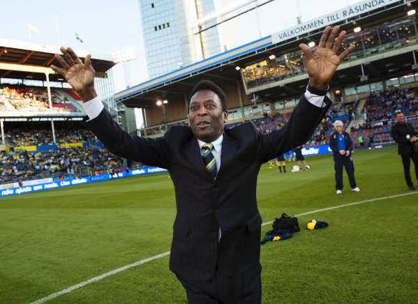 Pelé : «<span style="font-size:50%">&nbsp;</span><i>Le 6e titre en Russie</i><span style="font-size:50%">&nbsp;</span>»