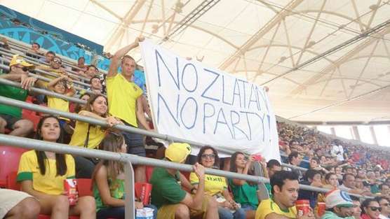 Photo : Une banderole pour Zlatan