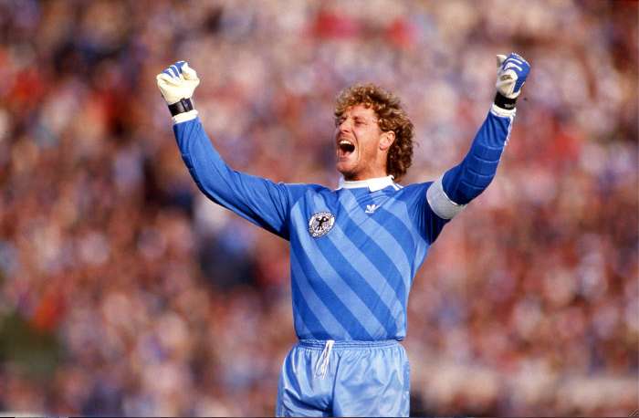 H. Schumacher et le jeu risqué de Neuer