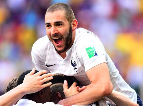 Ronaldo encense Benzema