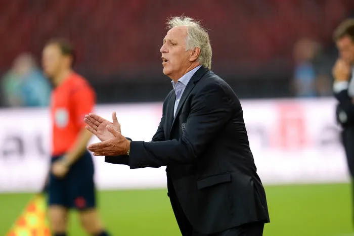 René Girard s&rsquo;est pété le poignet