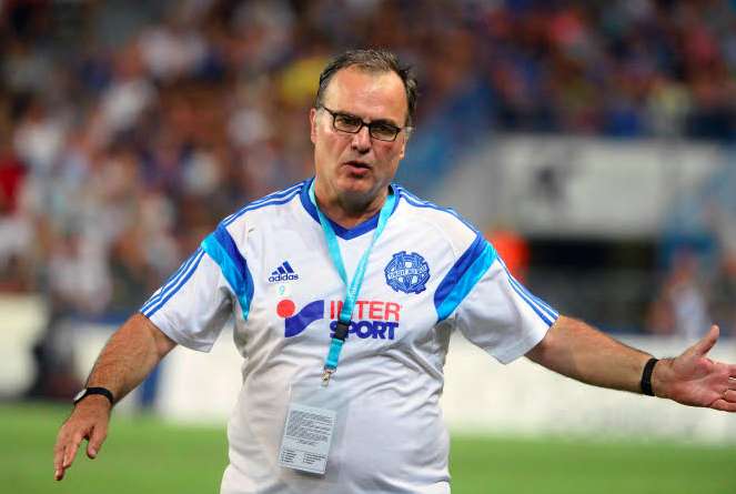 Bielsa «<span style="font-size:50%">&nbsp;</span>table sur un groupe de 18 joueurs<span style="font-size:50%">&nbsp;</span>»