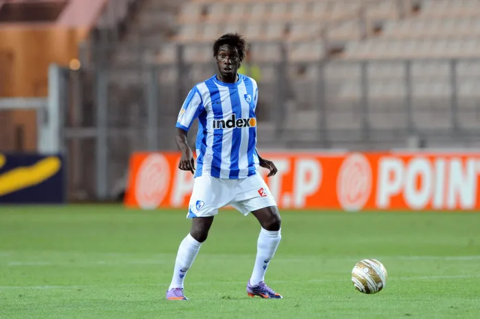 Abdel Lamanje : «<span style="font-size:50%">&nbsp;</span>Le salaire moyen en D2 russe est autour de 6 000 euros<span style="font-size:50%">&nbsp;</span>»