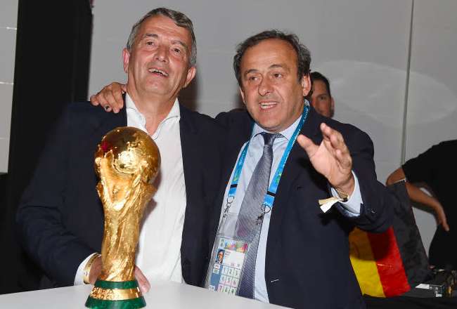 Platini ne regrette pas son vote pour le Qatar