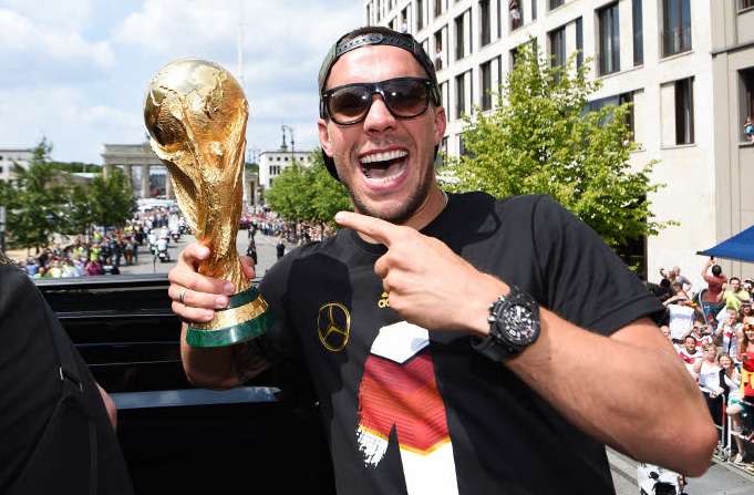 Podolski ne pense pas à la fin