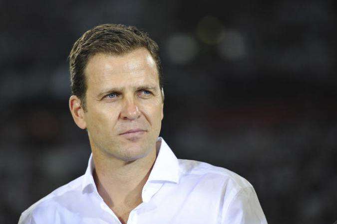 Bierhoff s&rsquo;insurge contre le prix des places