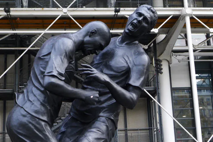 Pinault s’offre le «<span style="font-size:50%"> </span>coup de tête<span style="font-size:50%"> </span>» de Zidane