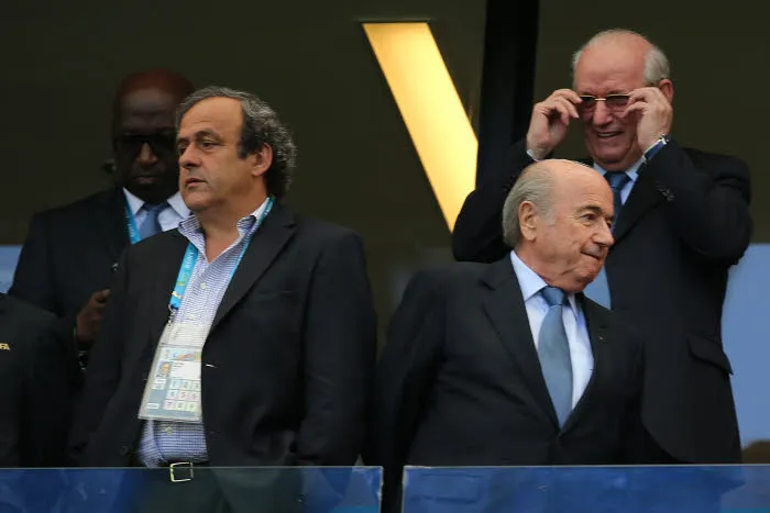 FIFA : Platini n&rsquo;affrontera pas Blatter