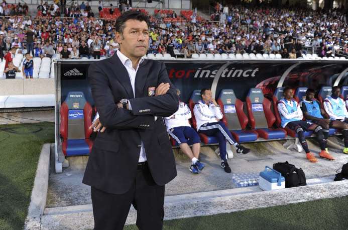 H. Fournier attend une réaction