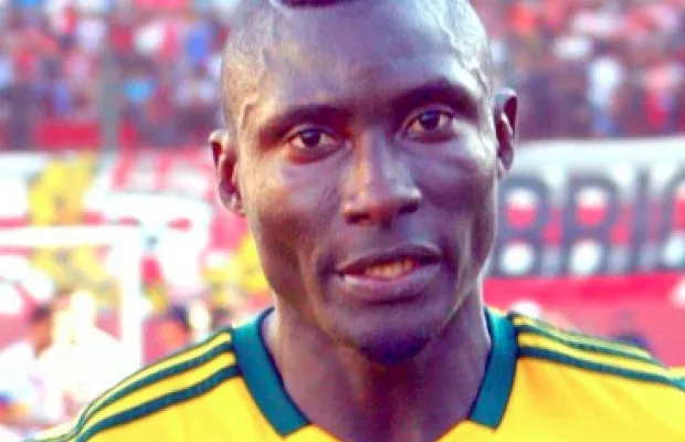 La JS Kabylie suspendue 2 ans