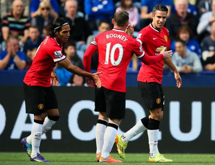 Van Persie veut jouer avec Falcao et Rooney