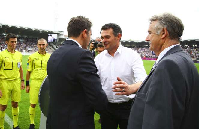 Sagnol et Montanier à fond derrière Paris