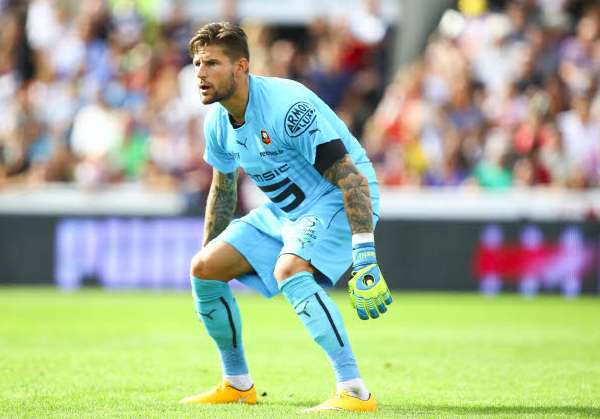 EDF : Costil à la place de Ruffier