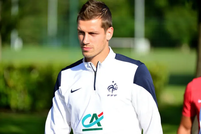 Tottenham revient pour Schneiderlin