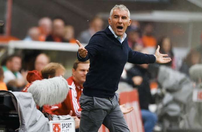 Hambourg vire Slomka