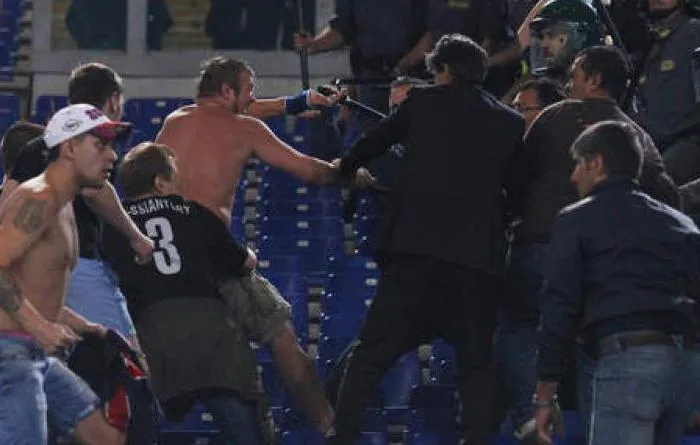 C1 : Des incidents avec les supporters