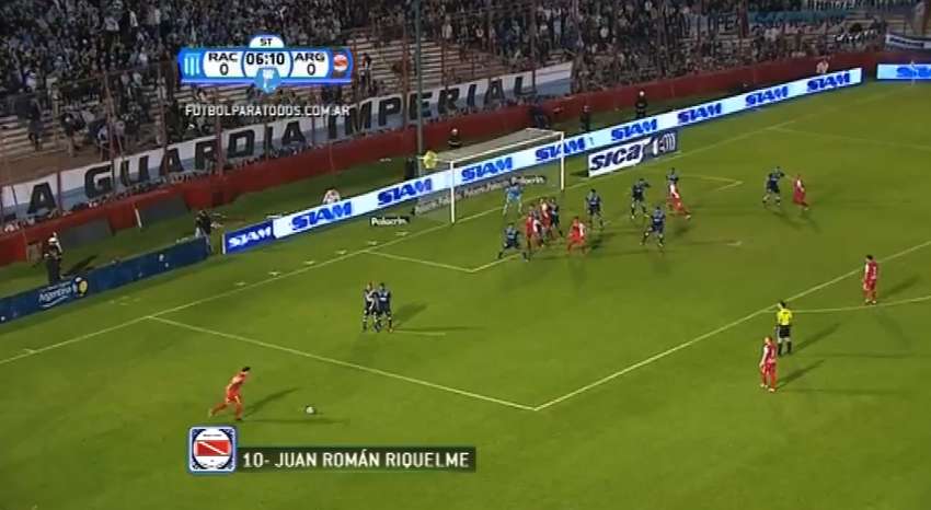 Vidéo : le coup franc de Riquelme