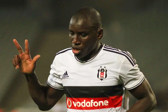 Quand Demba Ba taquine Hazard
