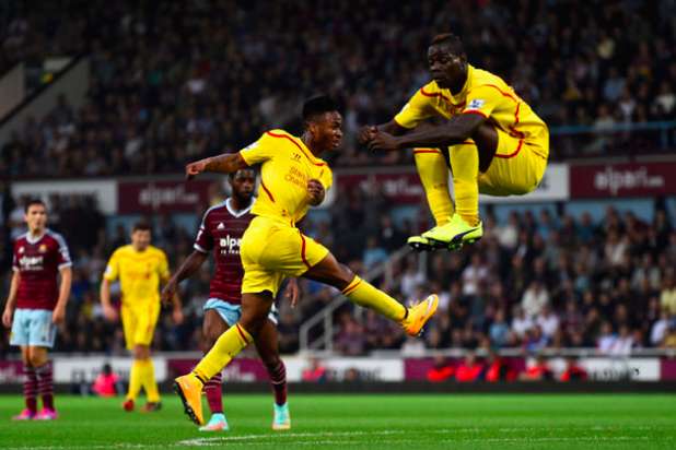 Balotelli amuse Twitter