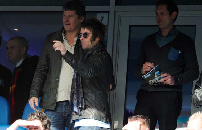 Russell Brand clashe Noel Gallagher
