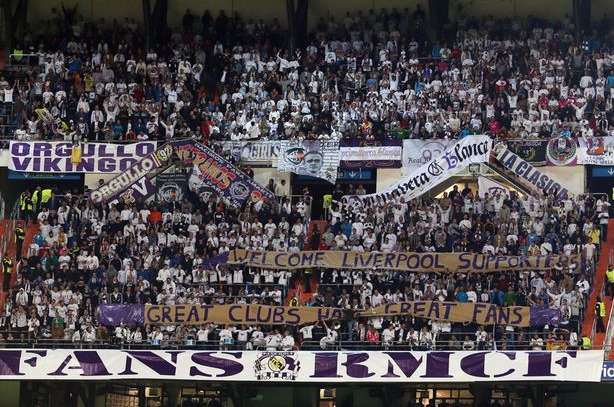 Photo : l&rsquo;accueil du Bernabéu aux fans des Reds