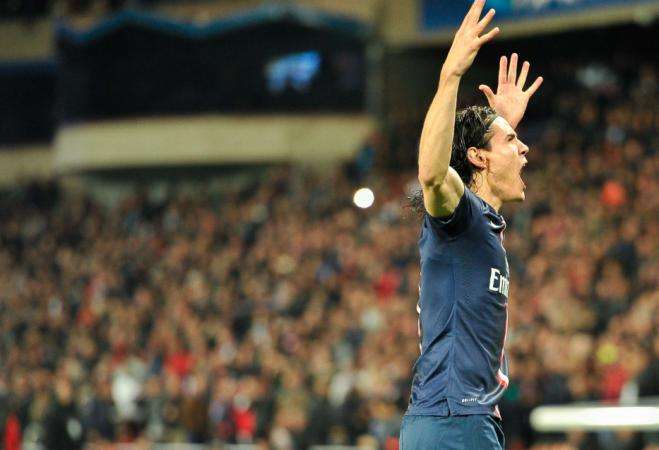 Cavani génial, ni cosy