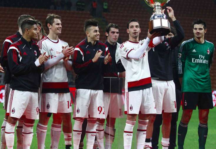 Milan gagne le trophée Berlusconi