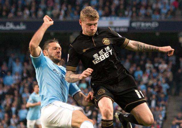 McClean refuse de porter le coquelicot