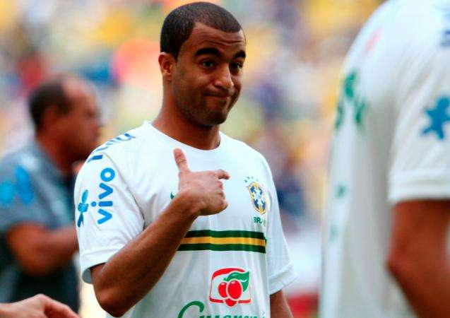 Lucas forfait avec la Seleção