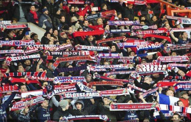 Annulation d&rsquo;une interdiction de stade pour une écharpe