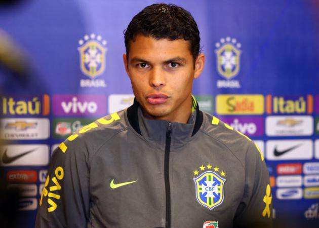 Thiago Silva pleure son capitanat