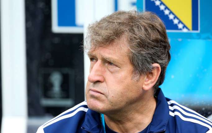 Susic réfléchit à son avenir