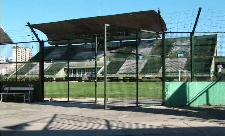 Ferro bascule de nouveau aux mains des socios