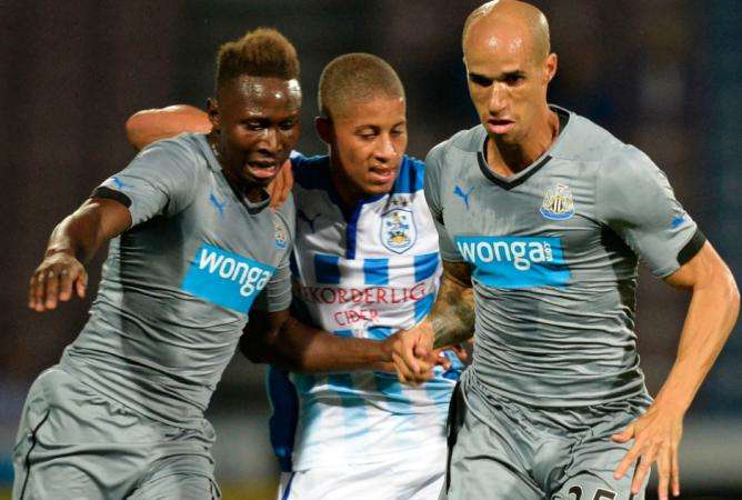 Drôle de gage pour Jake Carroll