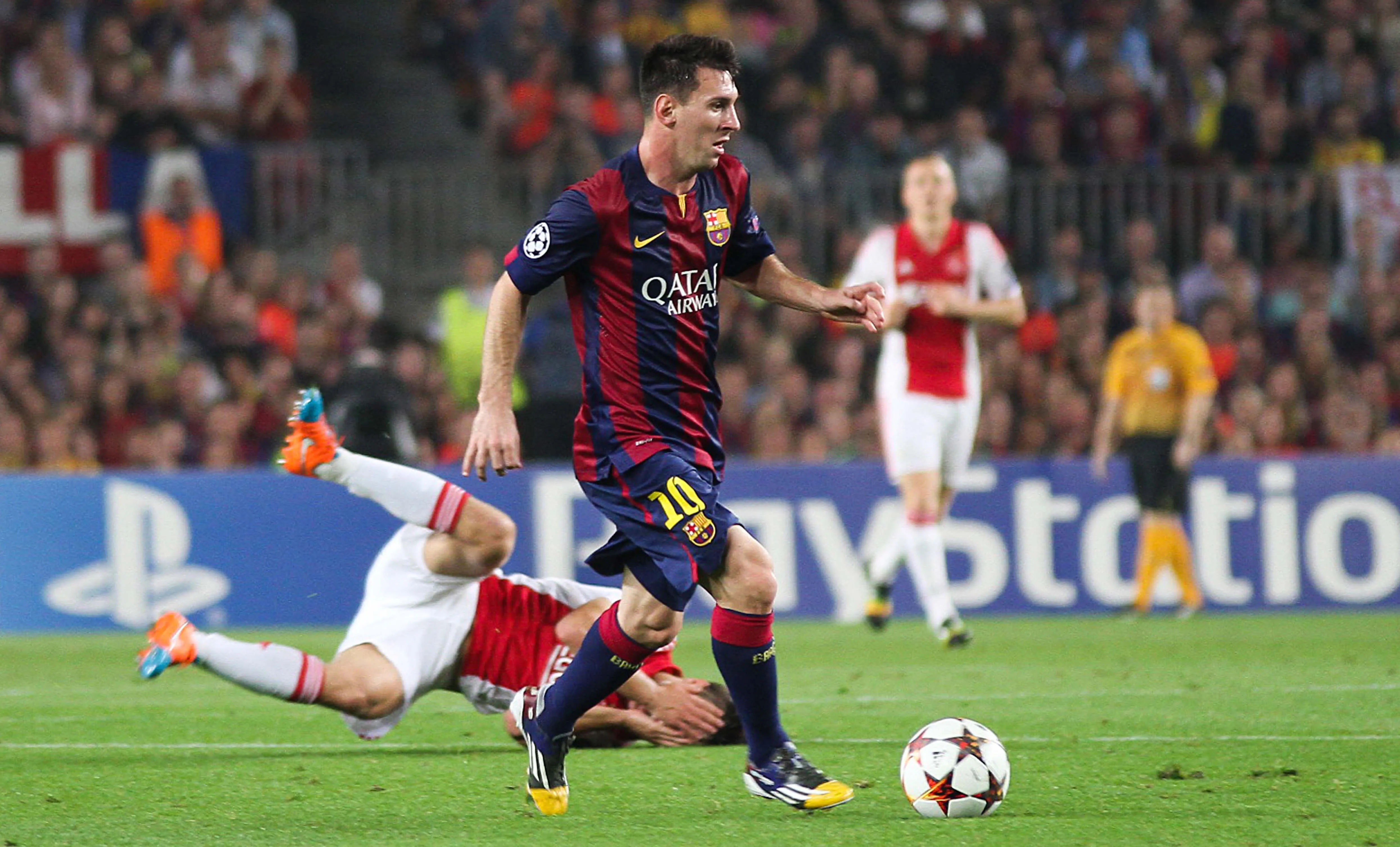 Revivez Ajax Amsterdam – FC Barcelone (0 – 2)