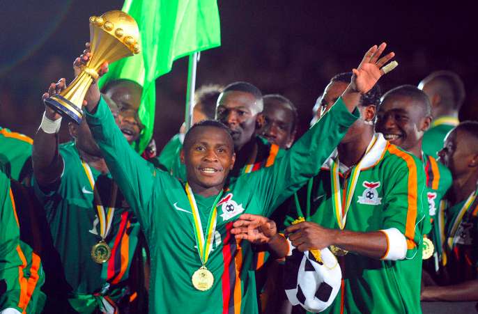 Le report de la CAN 2015 se précise