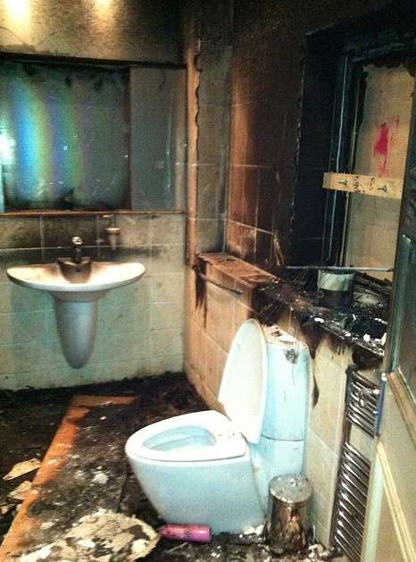 Photo : l&rsquo;incendie au feu d&rsquo;artifice de Balotelli