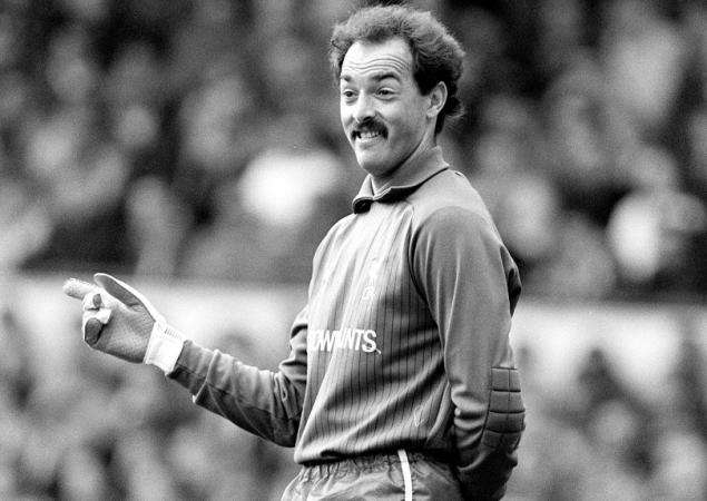 «<span style="font-size:50%">&nbsp;</span>Mignolet est moins bon que Dracula<span style="font-size:50%">&nbsp;</span>»