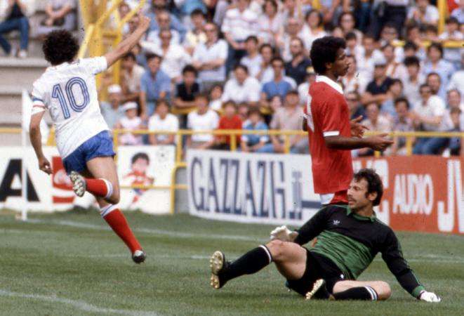 Michel Platini, international koweïtien