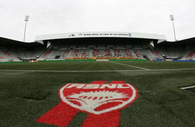 Nancy ne veut plus du synthétique